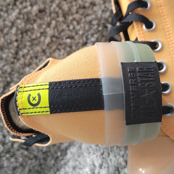 Converse shoes Brand new. - Picture 6 of 10